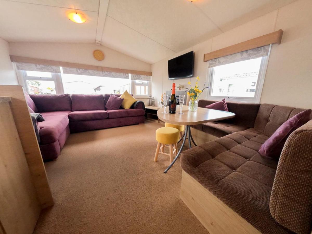 Tattershall Lakes - Hot Tub Breaks Exterior foto